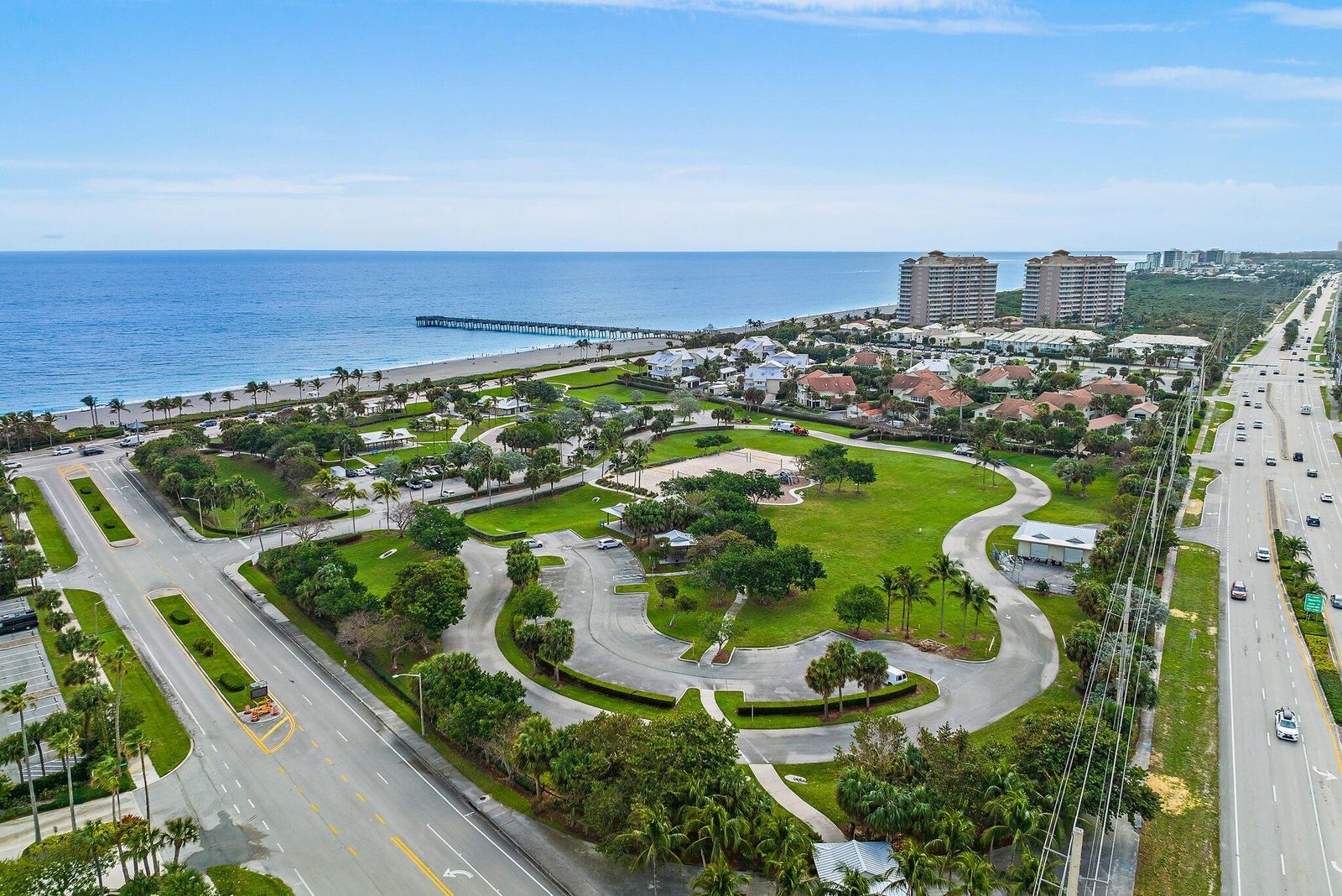Aerial view of Ocean Cay Park in Jupiter, with the beach and Juno Beach Pier beyond